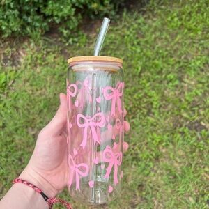 Pink Bow Glass Tumbler with Straw